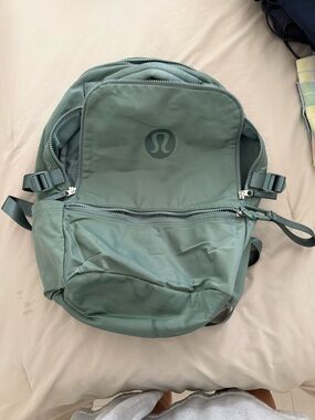lululemon athletica | Bags | Lululemon Liftos Commuter Backpack 2l